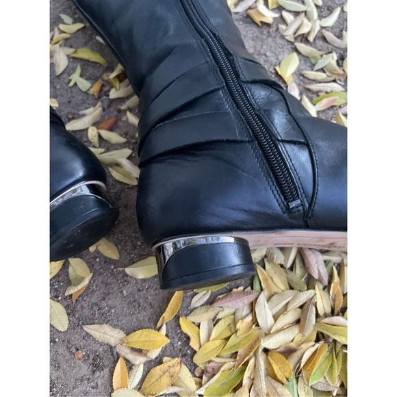 Karl Lagerfeld Paris Leather Boots 6.5 M Low Heel Mod 60s Style - Picture 12 of 16